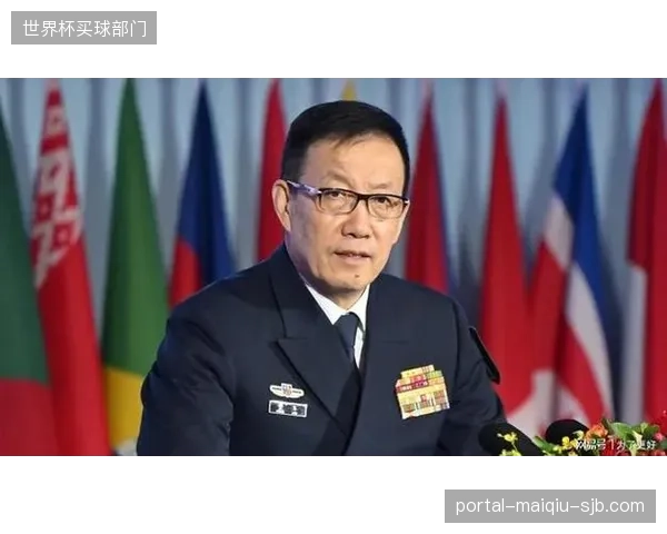蒙特斯作为后防核心，其长传精度将是墨西哥由守转攻的第一发起点。